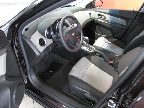 2015 Chevrolet Cruze I Рестайлинг, коричневый - вид 6