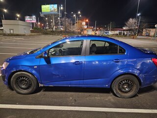 2013 Chevrolet Aveo II, синий, 390000 рублей, вид 4