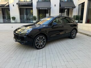2015 Porsche Cayenne Diesel II Рестайлинг (958), чёрный, 4800000 рублей, вид 1