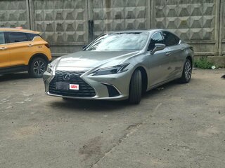 2025 Lexus ES 200 VII Рестайлинг 2, серебристый, 5500000 рублей, вид 1
