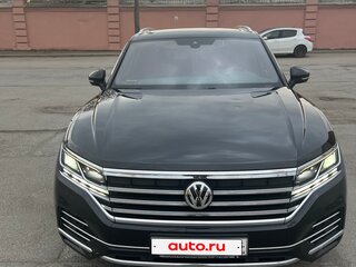 2020 Volkswagen Touareg III, чёрный, 5200000 рублей, вид 1