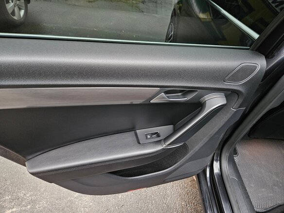2012 Volkswagen Passat EcoFuel B7, чёрный, 1100000 рублей - вид 12