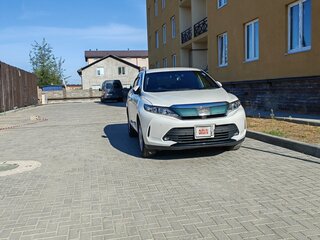 2019 Toyota Harrier III (XU60) Рестайлинг, белый, 2555000 рублей, вид 4