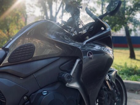2012 Honda VFR 1200, серый, 850000 рублей, вид 5