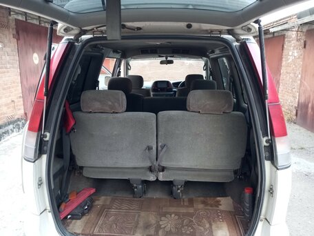 2000 Toyota TownAce, белый, 650000 рублей, вид 4
