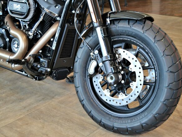 2024 Harley-Davidson Fat Bob, чёрный, 3100000 рублей - вид 17