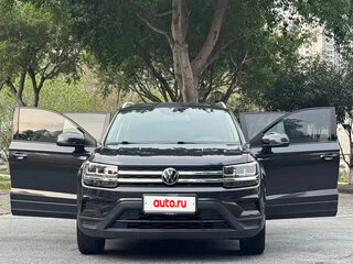2022 Volkswagen Tharu I, чёрный, 1562000 рублей, вид 4