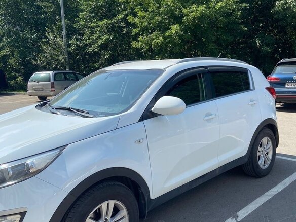 2013 Kia Sportage III, белый, 1150000 рублей - вид 3