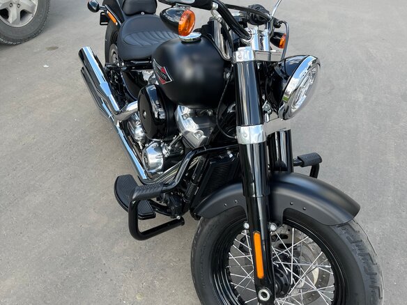 2018 Harley-Davidson Softail Slim, чёрный, 1940000 рублей - вид 12