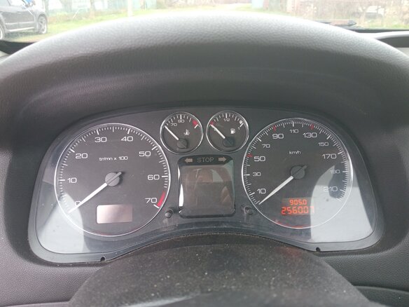2007 Peugeot 307 I Рестайлинг, красный, 300000 рублей - вид 7