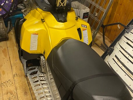 2011 BRP Ski-Doo Tundra 600, жёлтый, 1350000 рублей, вид 2