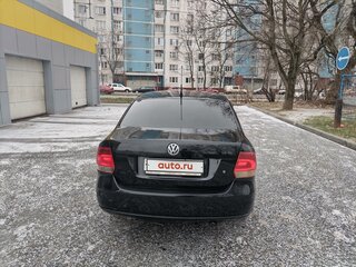 2012 Volkswagen Polo V, чёрный, 700000 рублей, вид 4