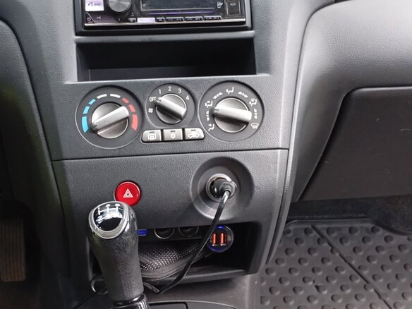 2006 Mitsubishi Outlander I, серый, 500000 рублей - вид 12