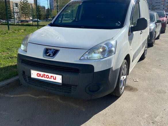 2011 Peugeot Partner II, белый, 580000 рублей
