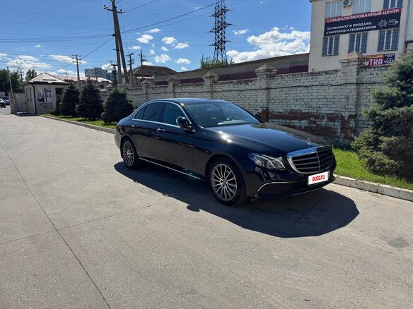 2016 Mercedes-Benz E-Класс 200 V (W213, S213, C238), чёрный, 2800000 рублей - вид 2
