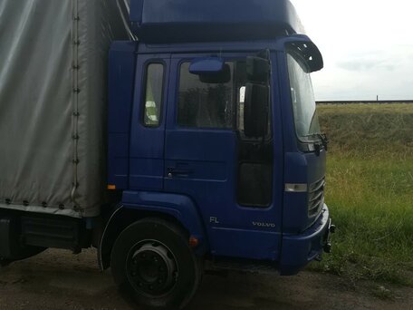 2001 Volvo FL, синий, 1800000 рублей, вид 2