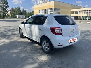 2014 Renault Sandero II, белый, 665000 рублей, вид 4