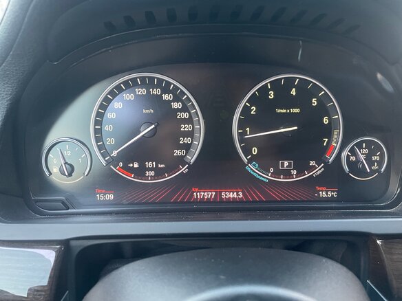 2011 BMW 7 серии Long 750Li xDrive V (F01/F02/F04), чёрный, 2000000 рублей - вид 17