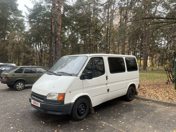 1987 Ford Transit, белый, 330000 рублей