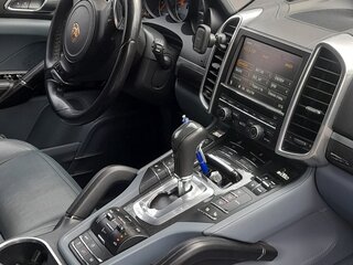 2012 Porsche Cayenne S II (958), чёрный, 4000000 рублей, вид 3