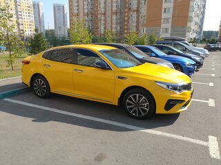2018 Kia Optima IV Рестайлинг, жёлтый, 1500000 рублей, вид 3