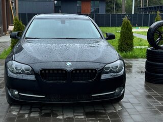 2013 BMW 5 серии 525d xDrive VI (F10/F11/F07), чёрный, 1700000 рублей, вид 2
