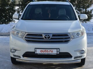 2011 Toyota Highlander II (XU40) Рестайлинг, белый, 2050000 рублей, вид 4