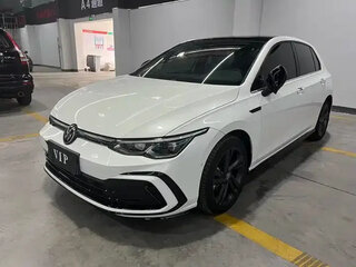 2022 Volkswagen Golf VIII, белый, 1830000 рублей, вид 1