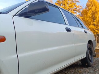 2001 Mitsubishi Libero I Рестайлинг, белый, 299999 рублей, вид 4
