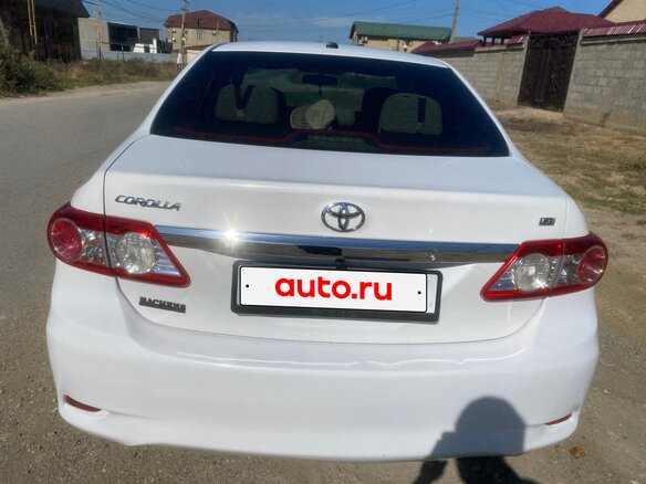 2011 Toyota Corolla X (E140, E150) Рестайлинг, белый, 970000 рублей - вид 3