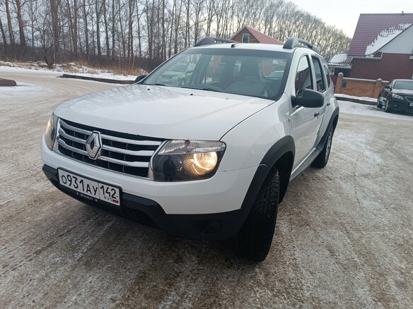 2012 Renault Duster I, белый, 800000 рублей