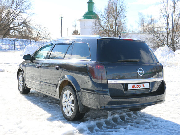 2011 Opel Astra H Рестайлинг, чёрный - вид 2