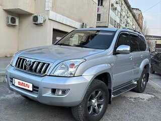2005 Toyota Land Cruiser Prado 120 Series, серебристый, 2100000 рублей, вид 1