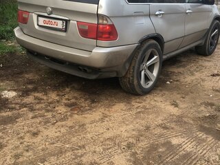 2004 BMW X5 4.4i I (E53) Рестайлинг, серый, 3500000 рублей, вид 4