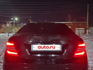 2012 Mercedes-Benz C-Класс 180 BlueEFFICIENCY III (W204) Рестайлинг, чёрный, 1500000 рублей, вид 2