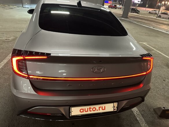 2019 Hyundai Sonata VIII (DN8), серый, 1950000 рублей - вид 5