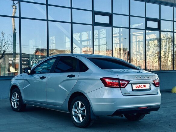 2017 Lada (ВАЗ) Vesta I, серебристый, 729000 рублей - вид 9