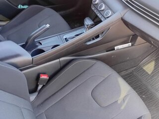 2021 Hyundai Elantra VII (CN7), серый, 1780000 рублей, вид 4