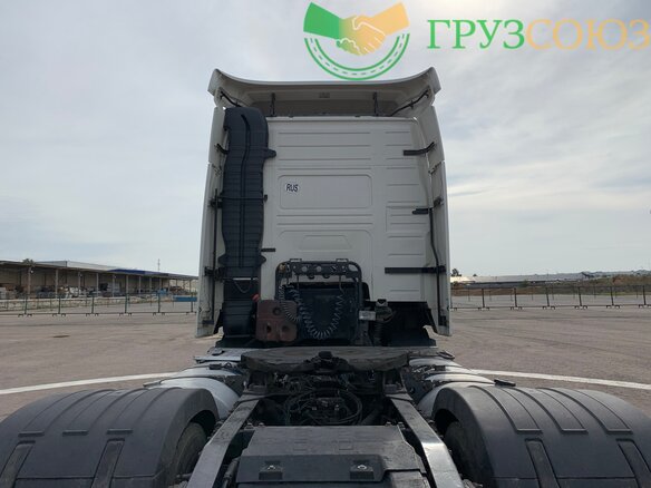 2011 Volvo FH, белый - вид 9