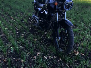 CFMoto 150 Leader
