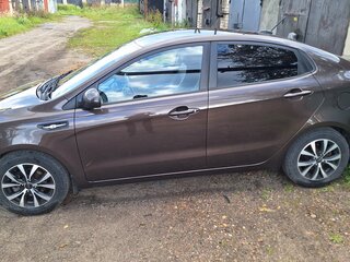 2017 Kia Rio III Рестайлинг, коричневый, 1500000 рублей, вид 4