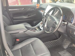2018 Toyota Vellfire II Рестайлинг, чёрный, 4650000 рублей, вид 4