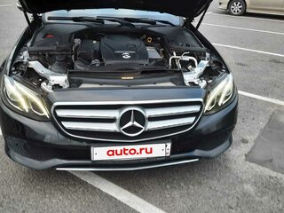 2017 Mercedes-Benz E-Класс 200 V (W213, S213, C238), чёрный, 2050000 рублей, вид 2