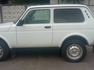 2015 Lada (ВАЗ) 2121 (4x4) I Рестайлинг, белый, 550000 рублей, вид 4