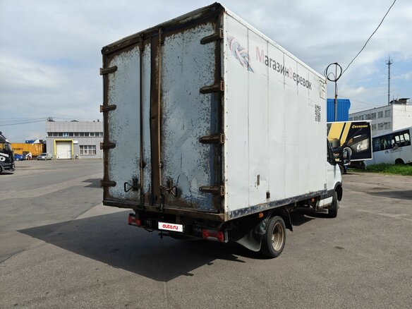 2012 Iveco Daily, белый, 1200000 рублей - вид 4