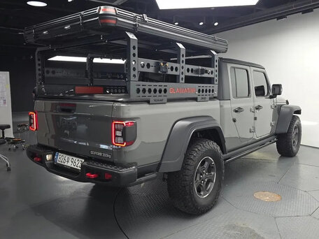 2022 Jeep Gladiator II (JT), серый, 5700000 рублей, вид 4