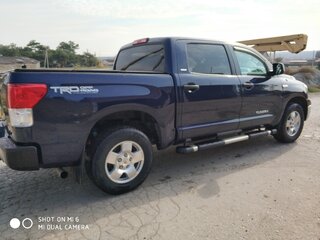 2010 Toyota Tundra CrewMax II, синий, 3500000 рублей, вид 2