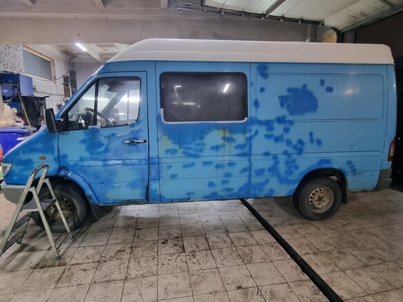 1999 Mercedes-Benz Sprinter, голубой, 700000 рублей