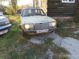 1981 Mercedes-Benz W123 200, бежевый, 600000 рублей, вид 5