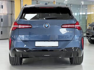 2026 BMW X3 20d xDrive IV (G45/G48), голубой, 7990000 рублей, вид 4